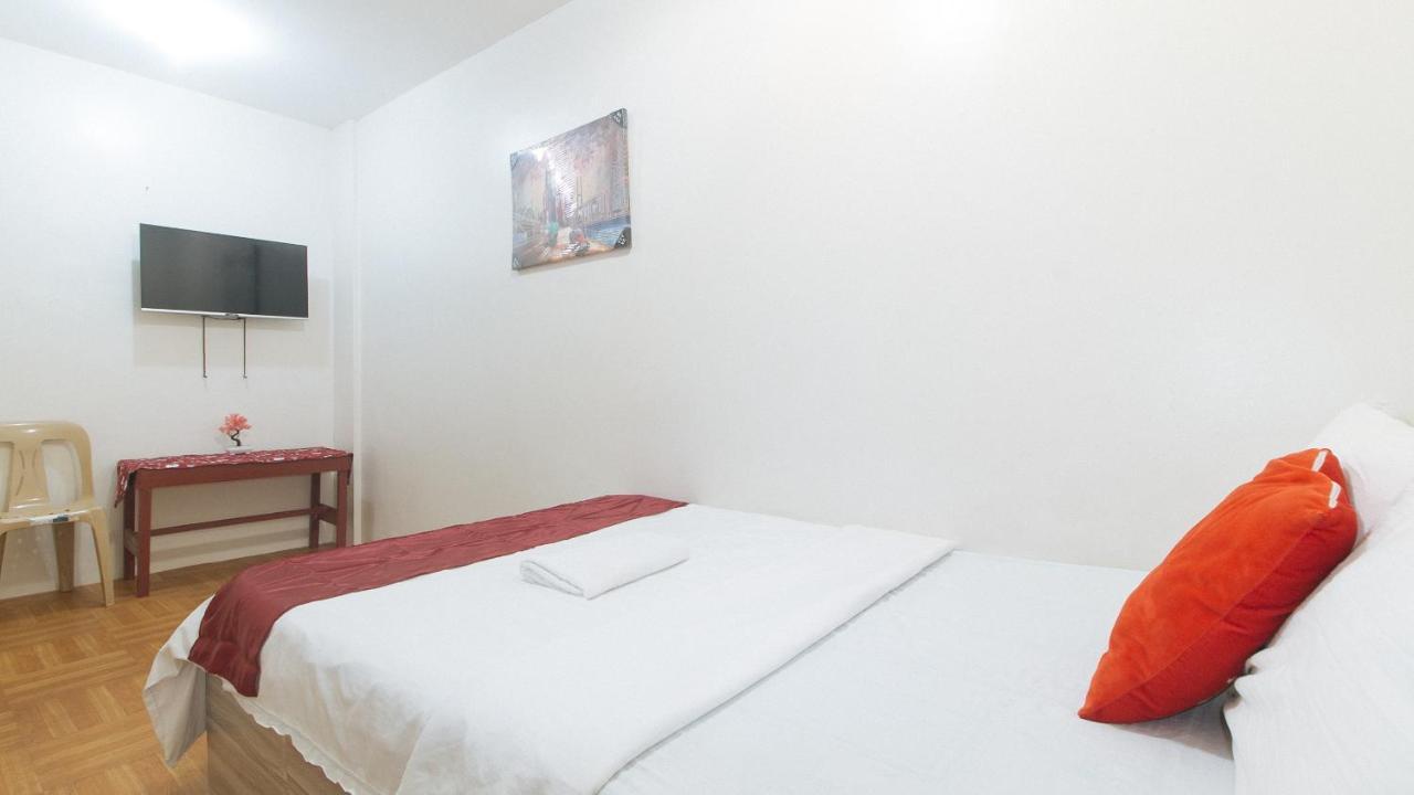 Nearest Hostel Pasay City By Reddoorz Экстерьер фото