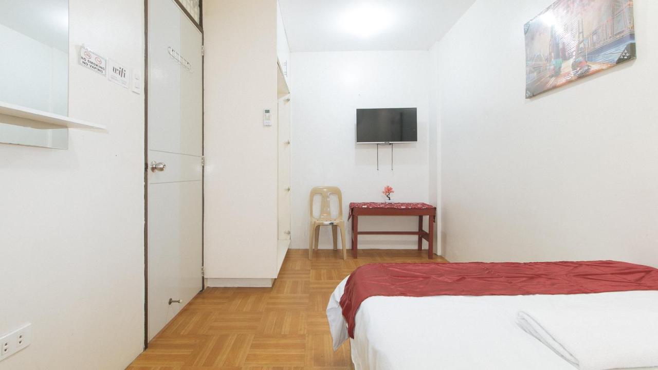 Nearest Hostel Pasay City By Reddoorz Экстерьер фото